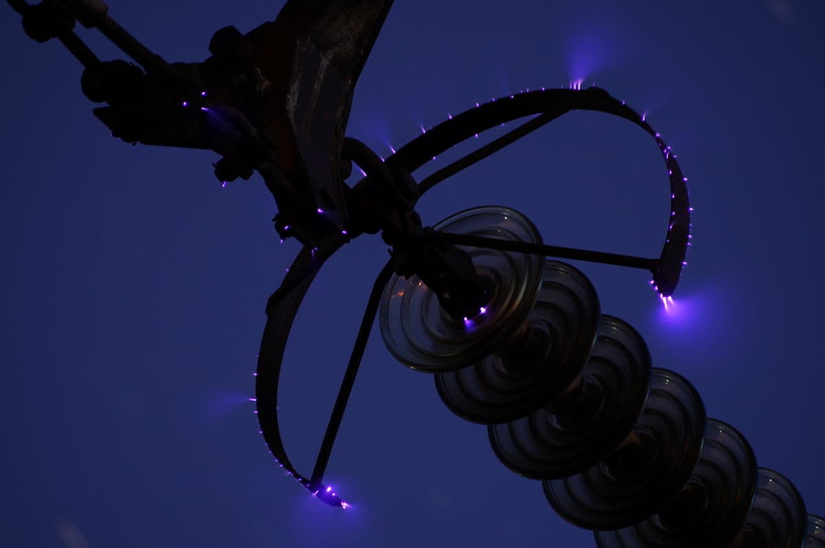 کرونا در برق